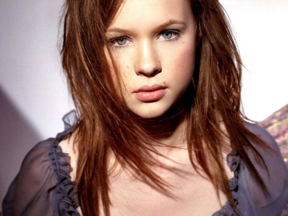 Thora-Birch-17