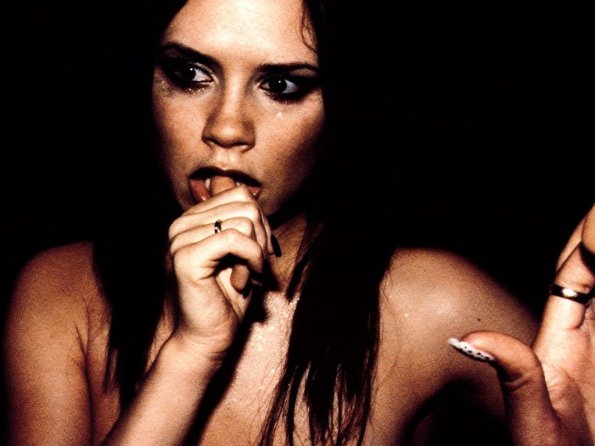 Victoria-Beckham-14