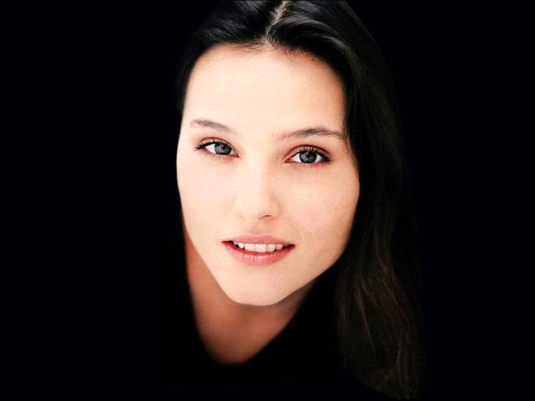Virginie-Ledoyen-3