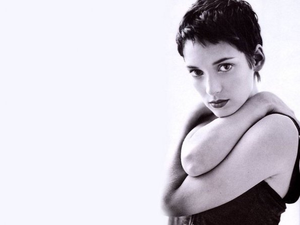 Winona-Ryder-4