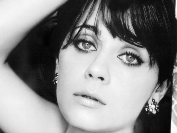 Zooey-Deschanel-21