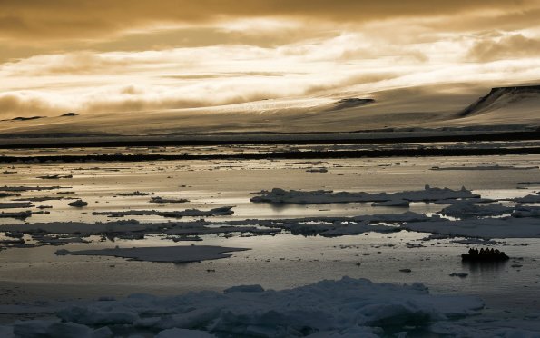 arctic_sunset
