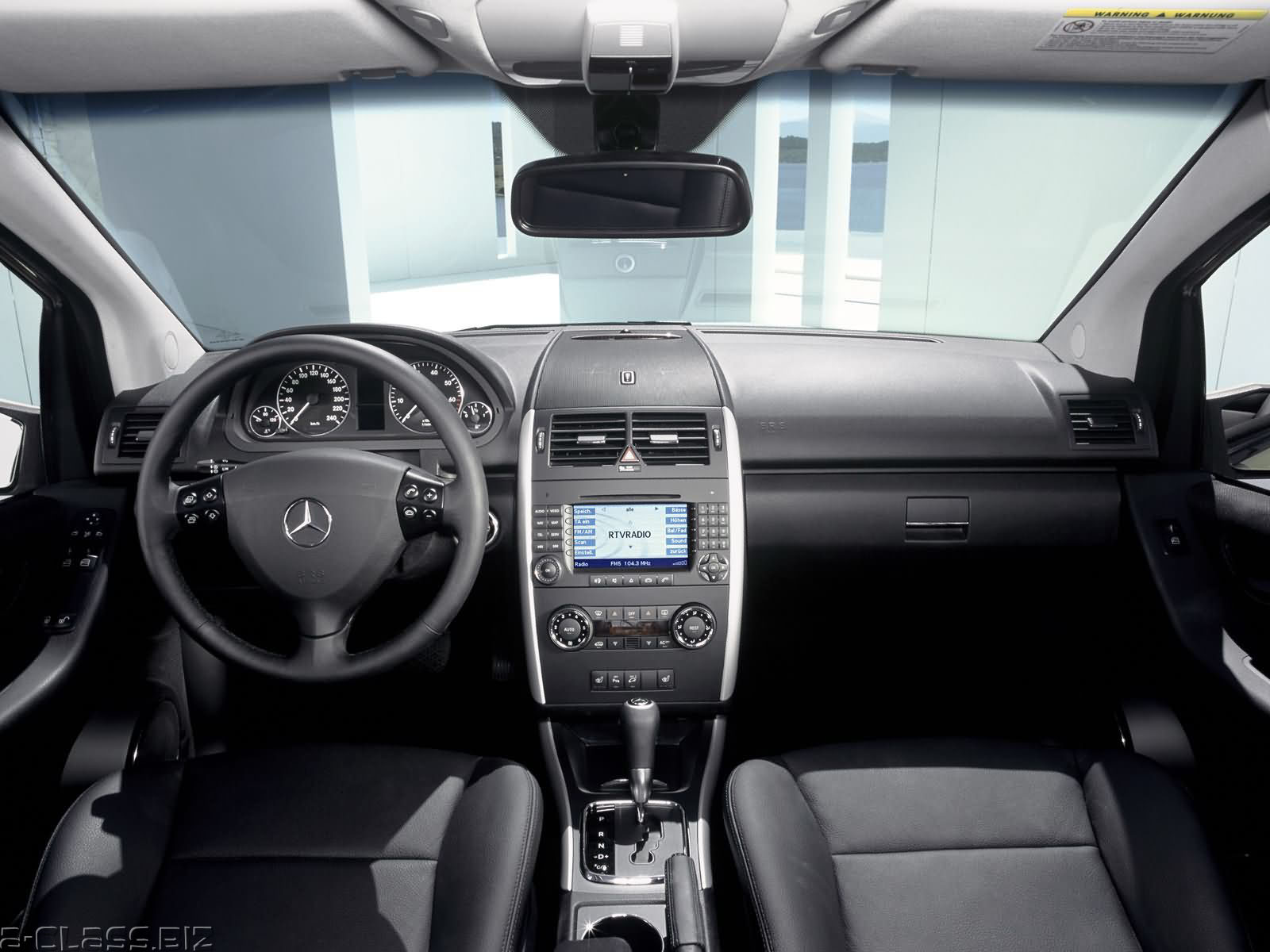 Mercedes-Benz-A-Class-080