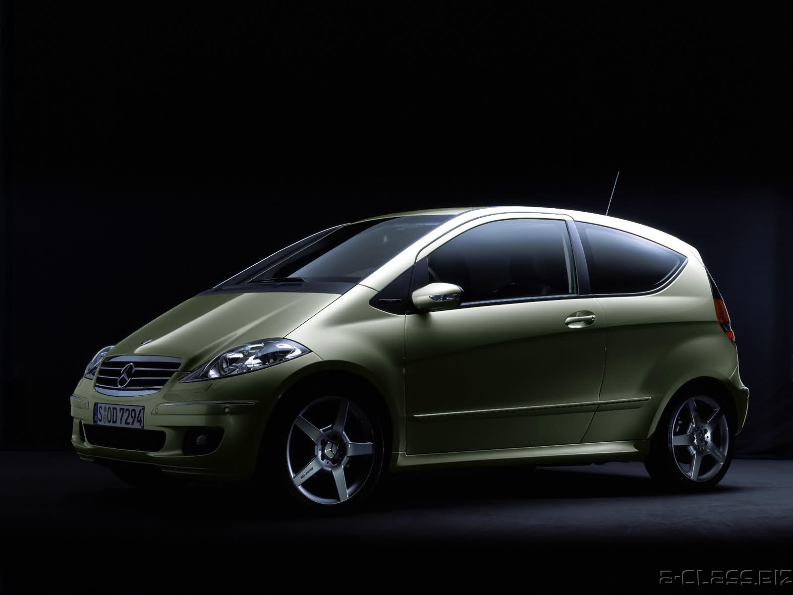 Mercedes-Benz-A-Class-083