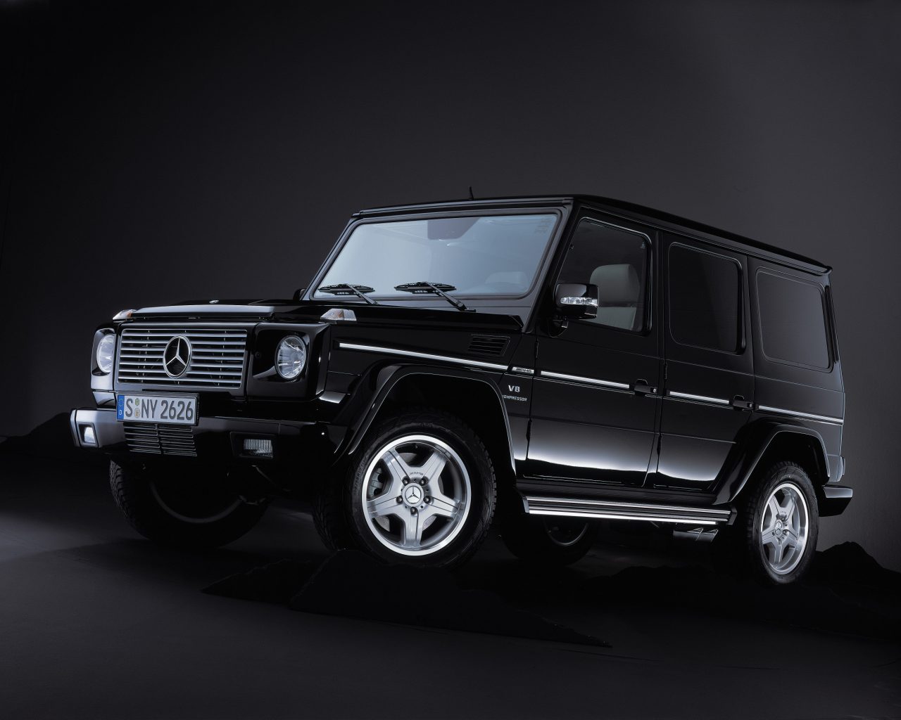 Mercedes-Benz-G-Class-1280-1024-01