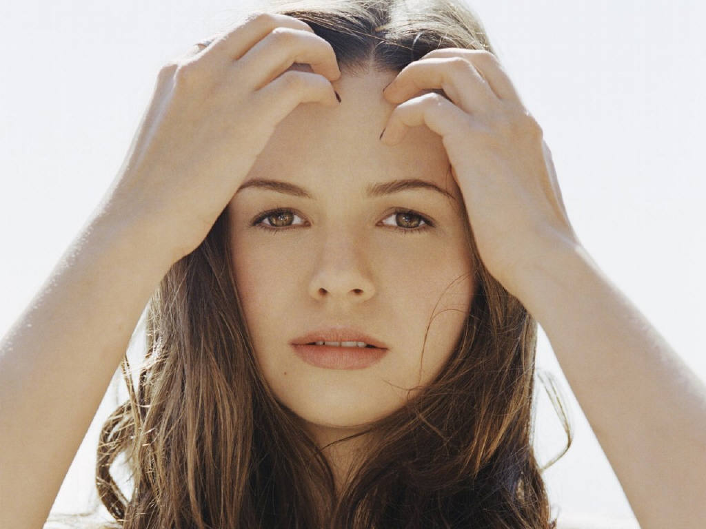 amber-tamblyn-6