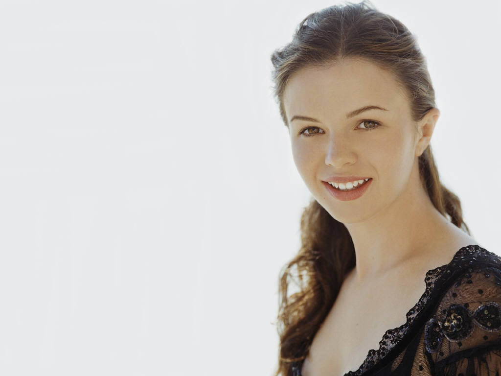 amber-tamblyn-7