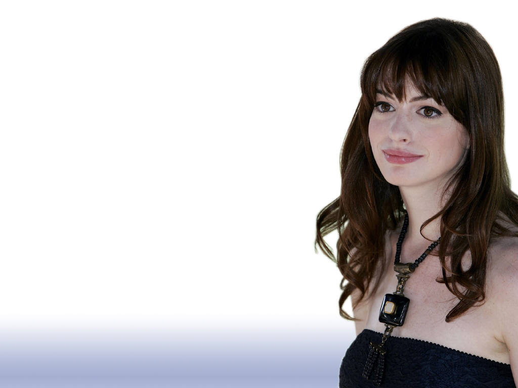 anne-hathaway-5