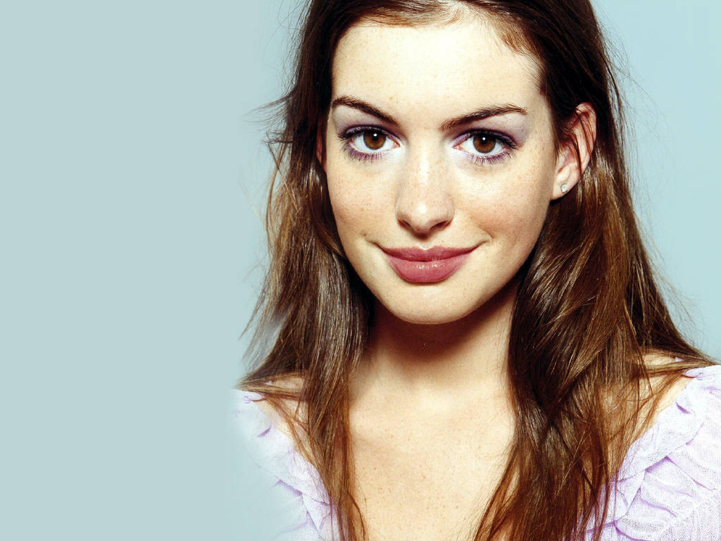 anne-hathaway-7