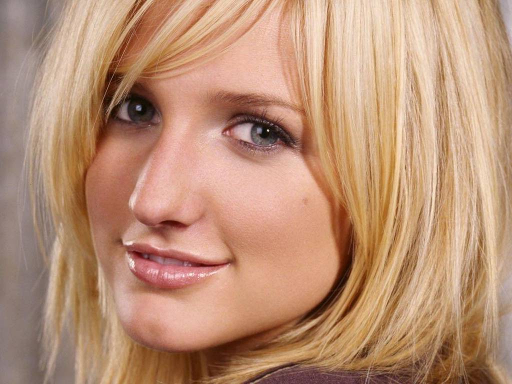 ashlee-simpson-27