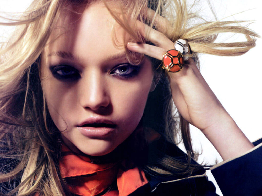 Gemma-Ward-19