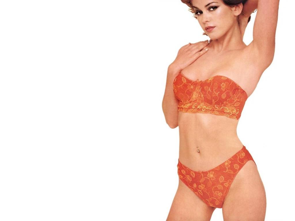 Isla-Fisher-15
