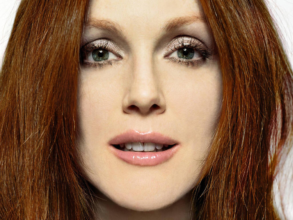 Julianne-Moore-6