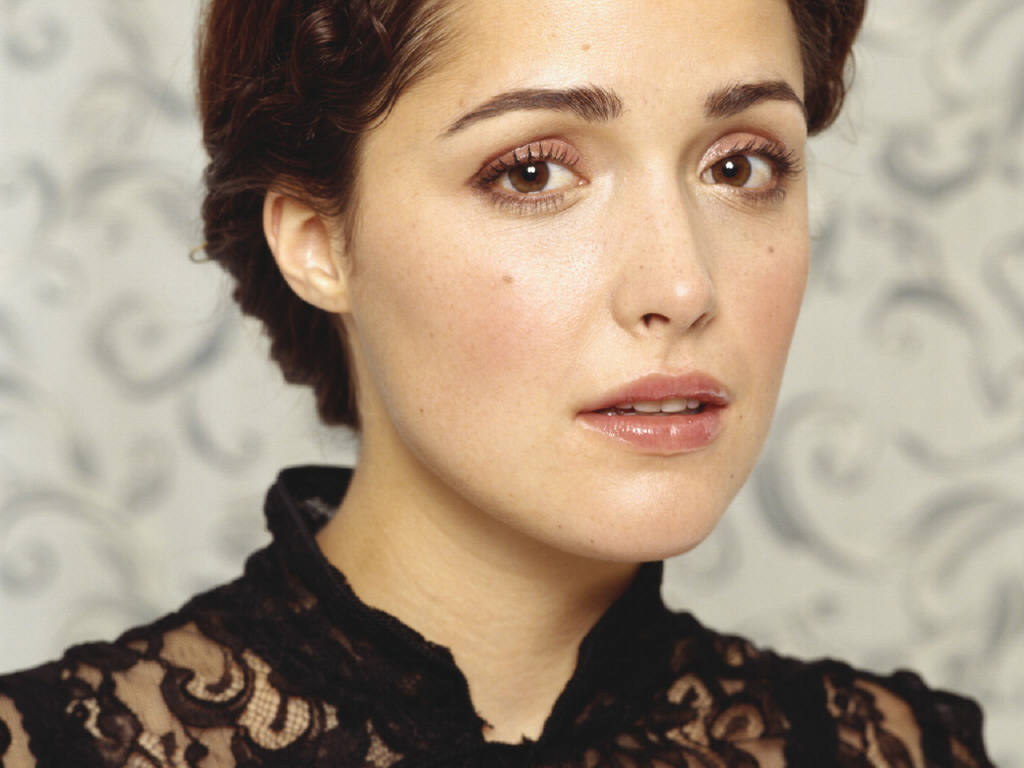 Rose-Byrne-3