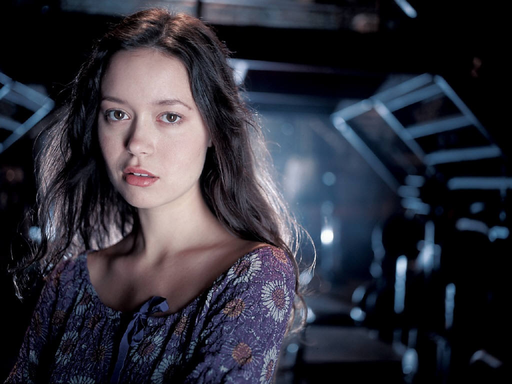 Summer-Glau-4