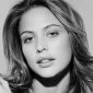 Josie-Maran-45