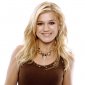 Kelly-Clarkson-10