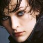 Milla-Jovovich-95